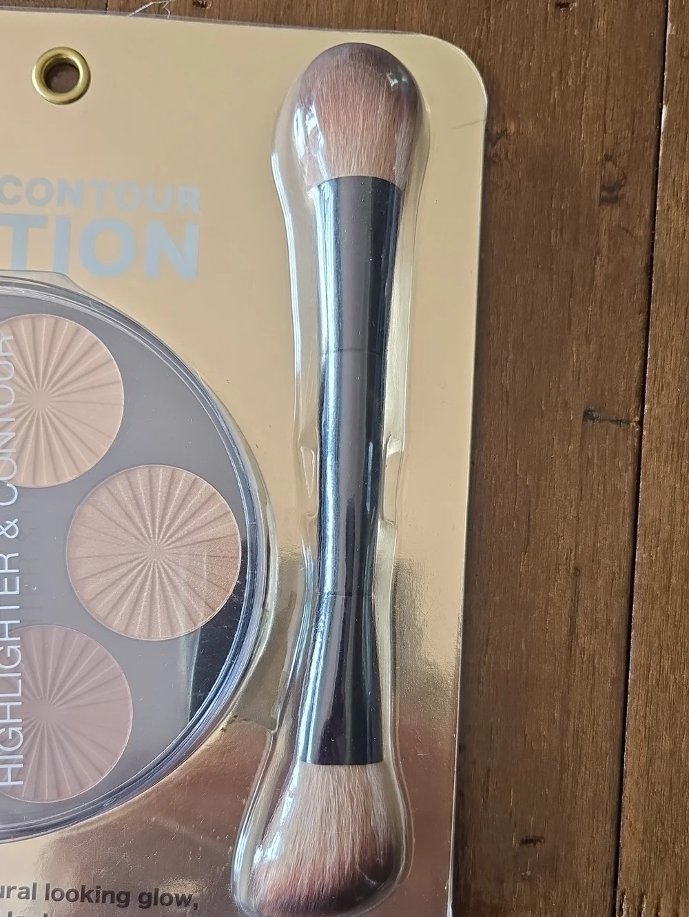 Ellen Tracy Highlighter&Contour Set - Picture 3 of 6